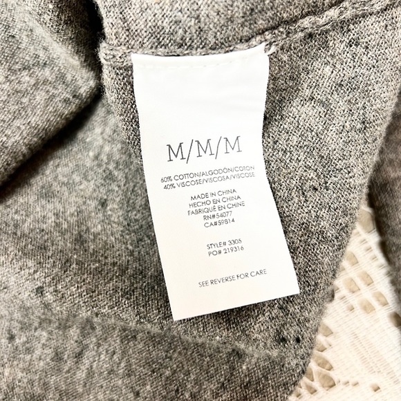 CABI | 🐨 Dark Heathered Gray Thin Knit Oversized Loose Sweater - Picture 10 of 14